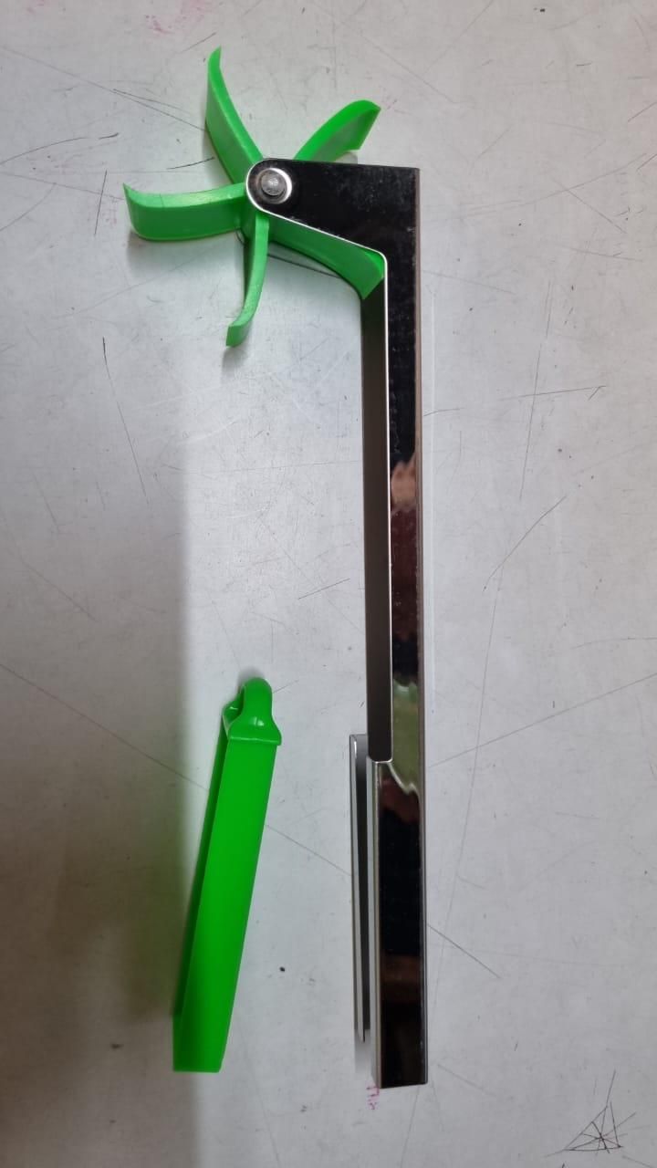 Stainless-Steel Watermelon Slicer - Quick Push Cutter