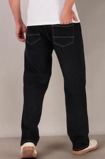Men’s Loose Fit Mid-Rise Black Denim Jeans – Casual Solid