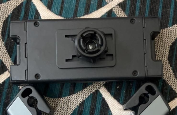 360° Car Mount Holder for Tablets & Phones (4.7–12.9 Inches)