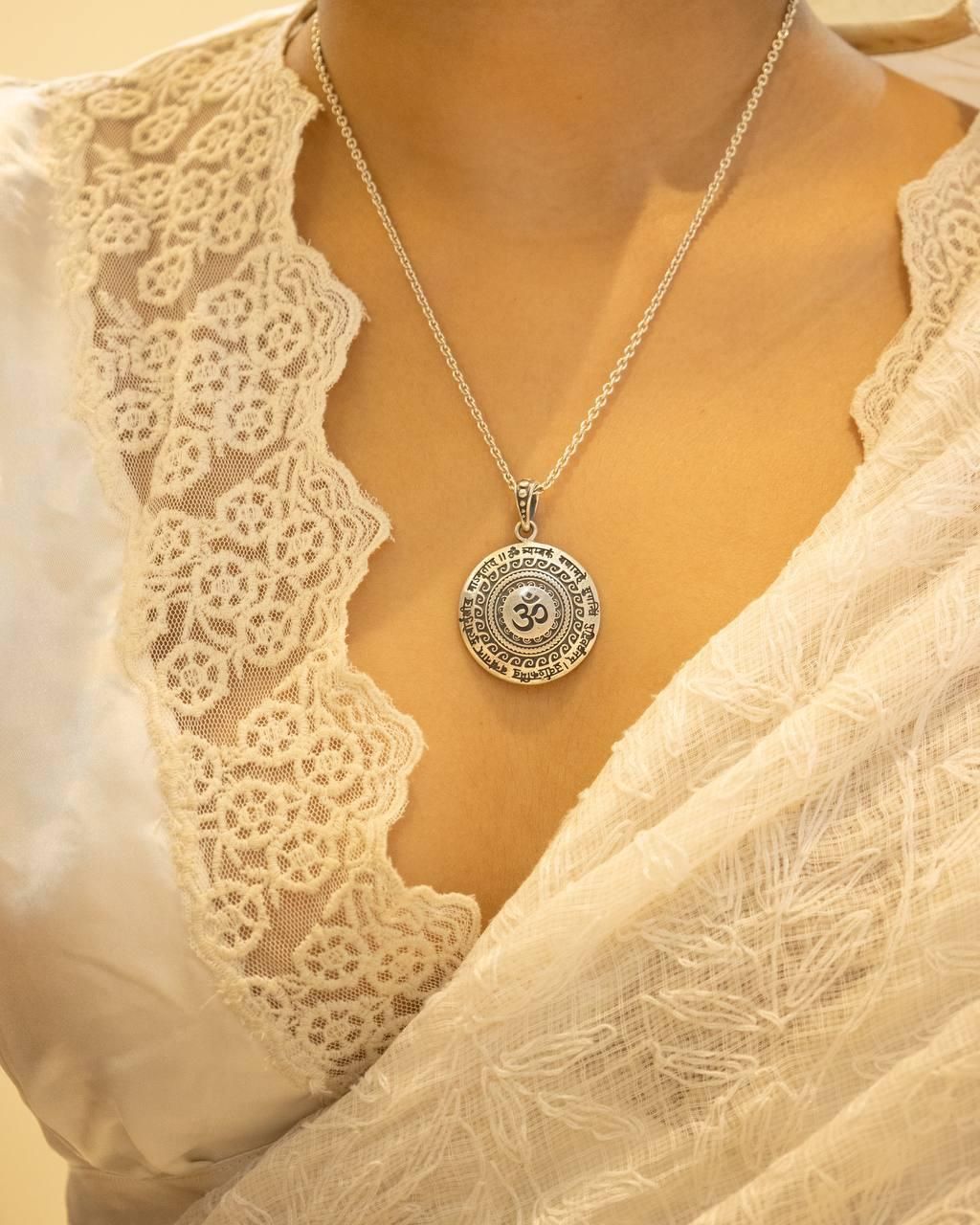 OM Mantra Circle Pendant – Silver Spiritual Glow (1 Pc)