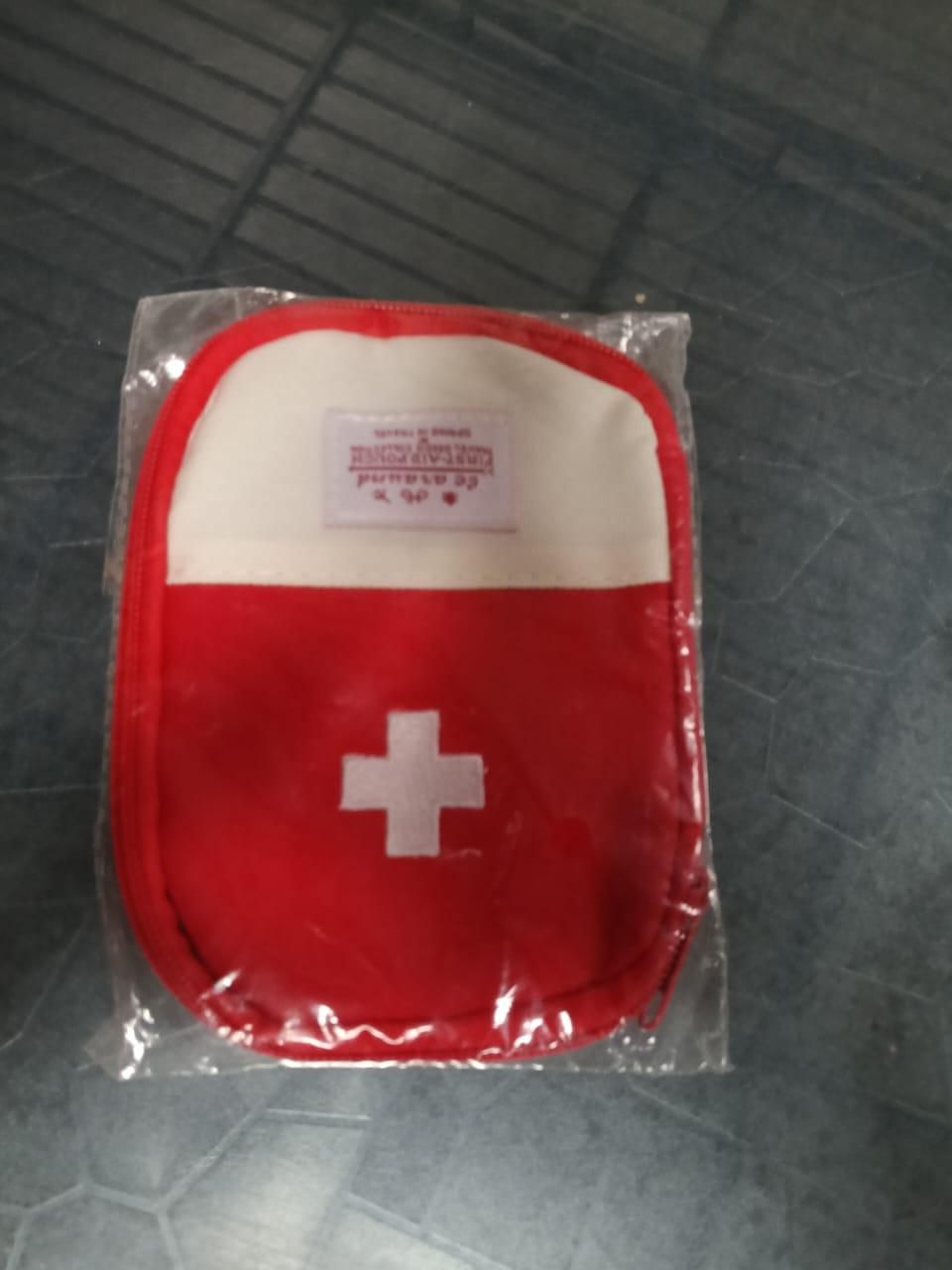 Portable Travel Medicine Organizer Bag – Compact First Aid Pouch for Men & Women