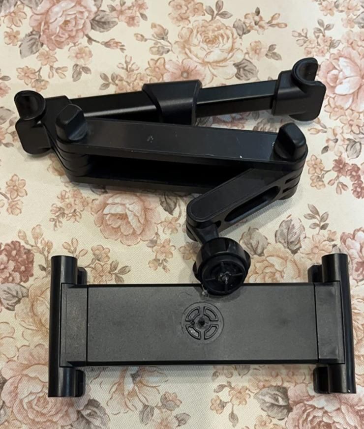 360° Car Mount Holder for Tablets & Phones (4.7–12.9 Inches)