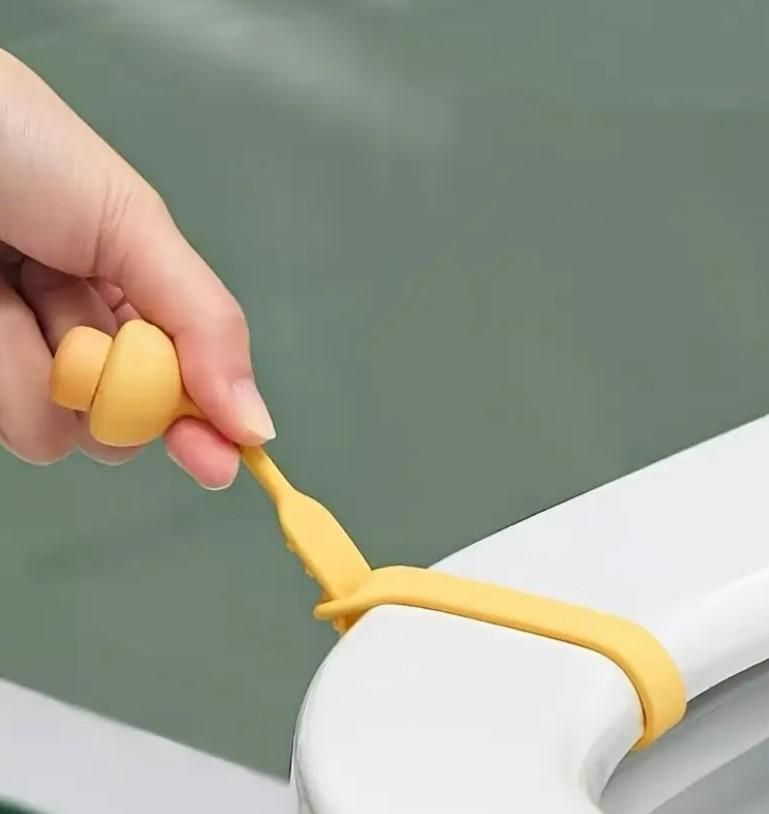 No-Touch Toilet Seat Lifters (Set of 4)