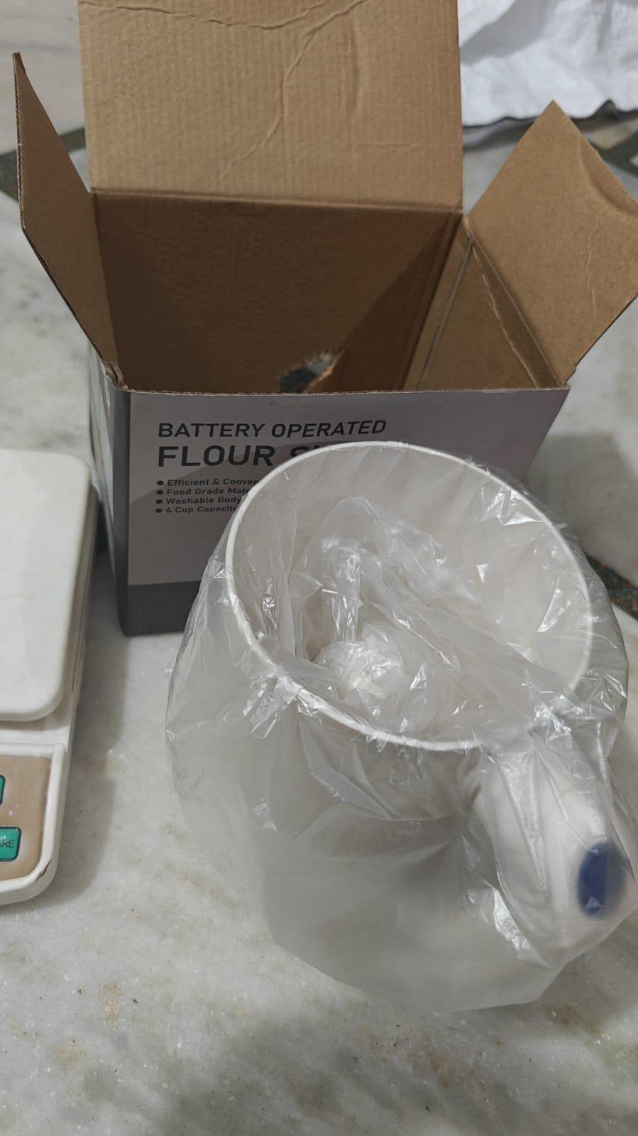 Battery-Operated Electric Flour Sifter - Handheld Baking Tool