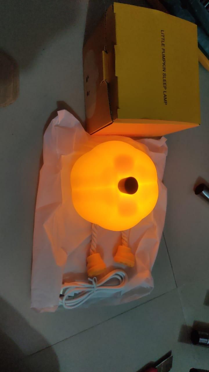 Sad Pumpkin Silicone Lamp – Rechargeable Pat Light (1 Pc)